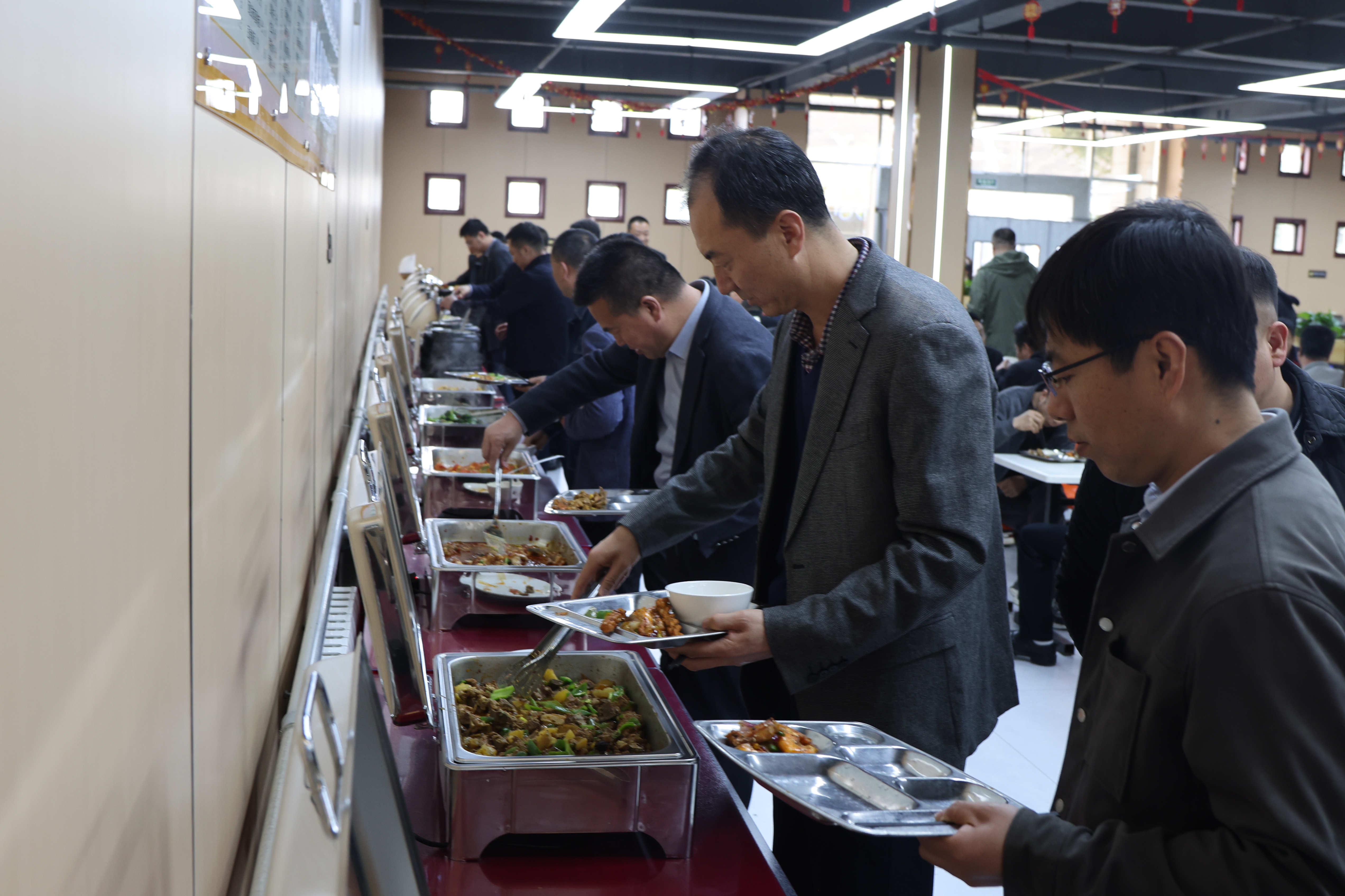 自助餐1.JPG